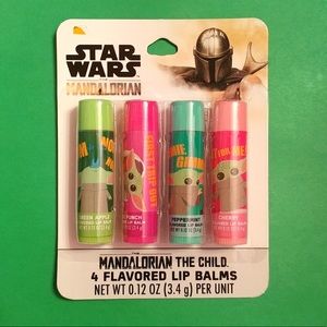 4/$15 💗 STAR WARS Baby Yoda 4 Piece Flavored Lip Balm Set
